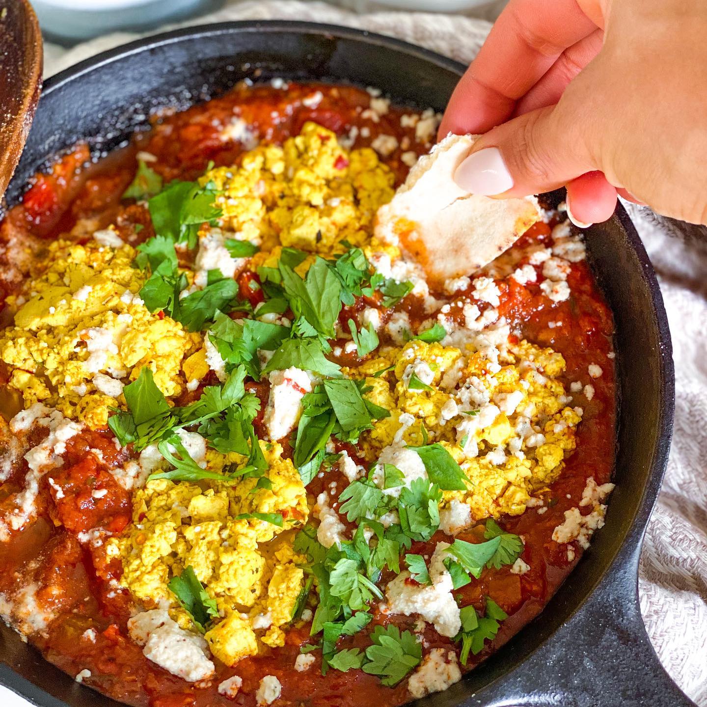 Quick and Easy Vegan Shakshuka