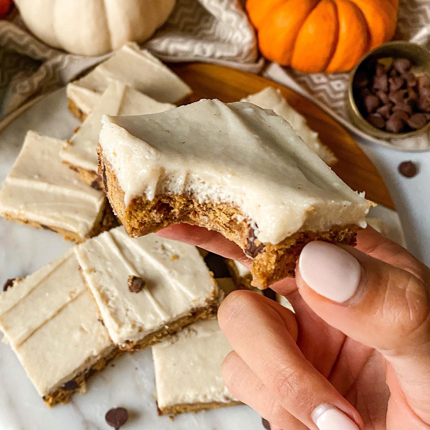 Chewy Chocolate Chip Pumpkin Cookie Bars + Vegan Cream Cheese Frosting