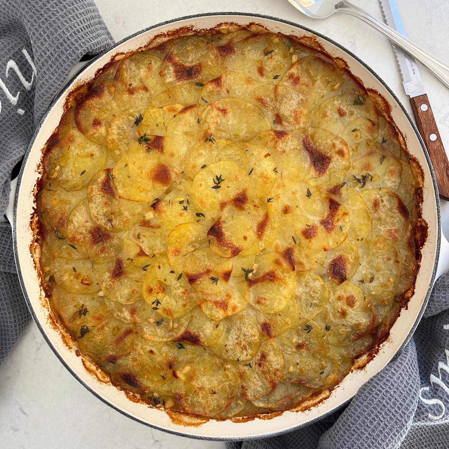 Creamy Potato Gratin with Garlic and Thyme