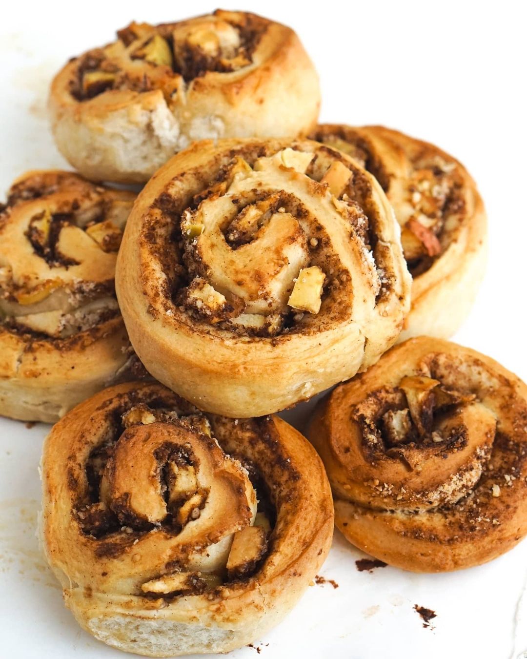 Apple Cinnamon Nut Rolls