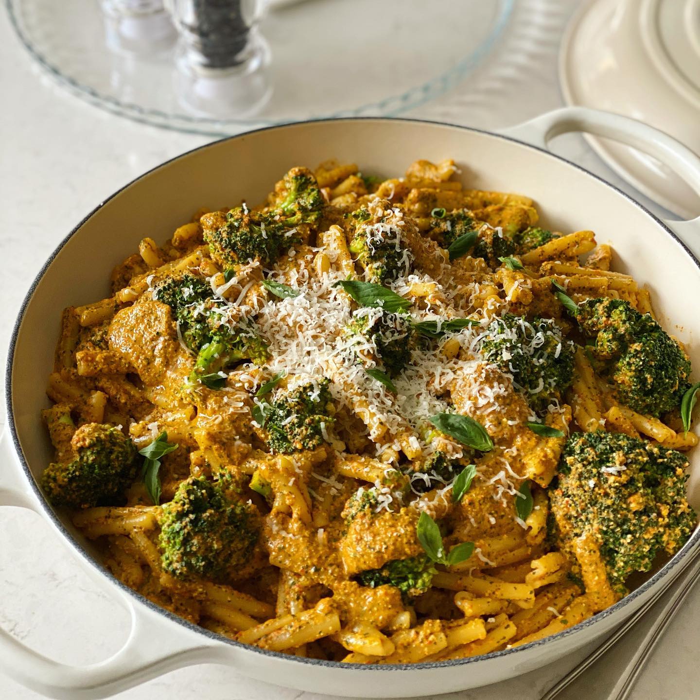 Red Pepper Pesto Pasta with Broccoli