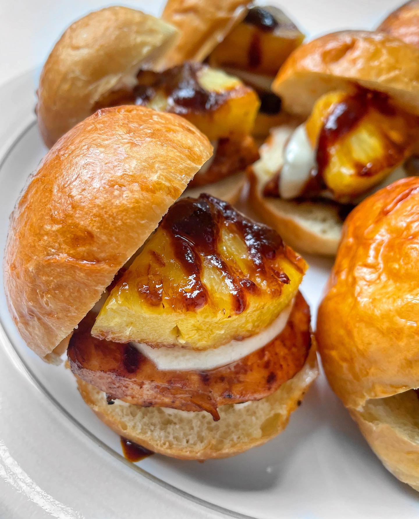 Bbq Chicken and Pineapple Sliders