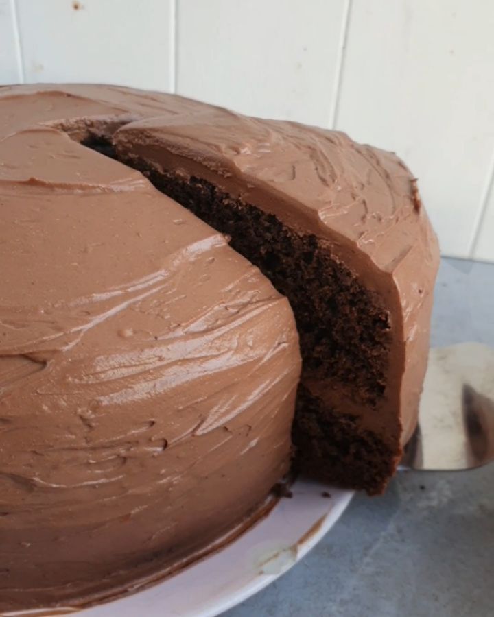 Nut-Chocolate Mousse Cake