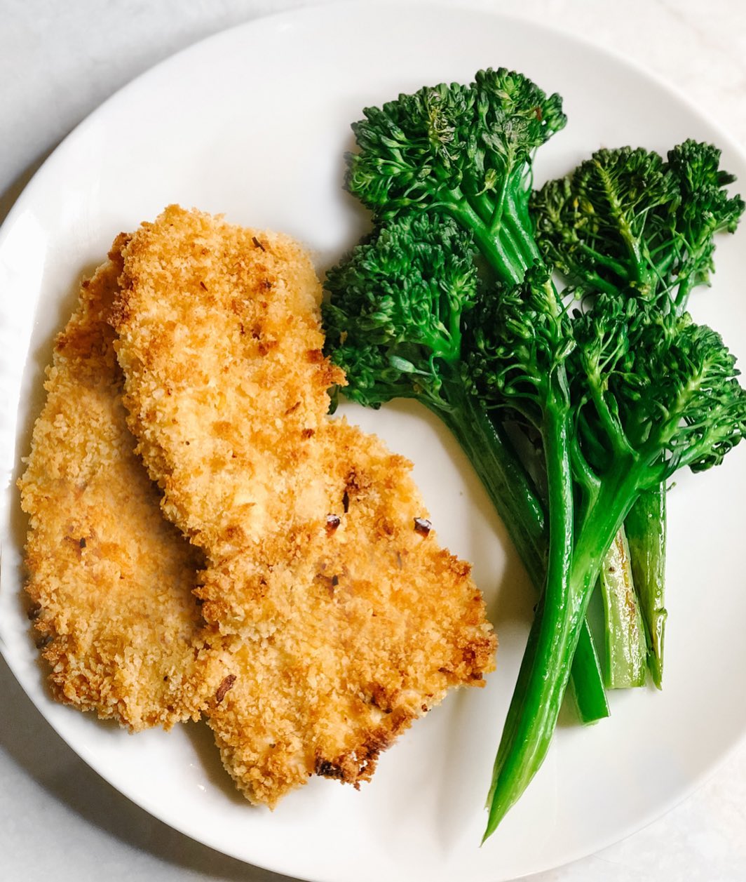 Baked Chicken Tenders with Spicy Broccoli