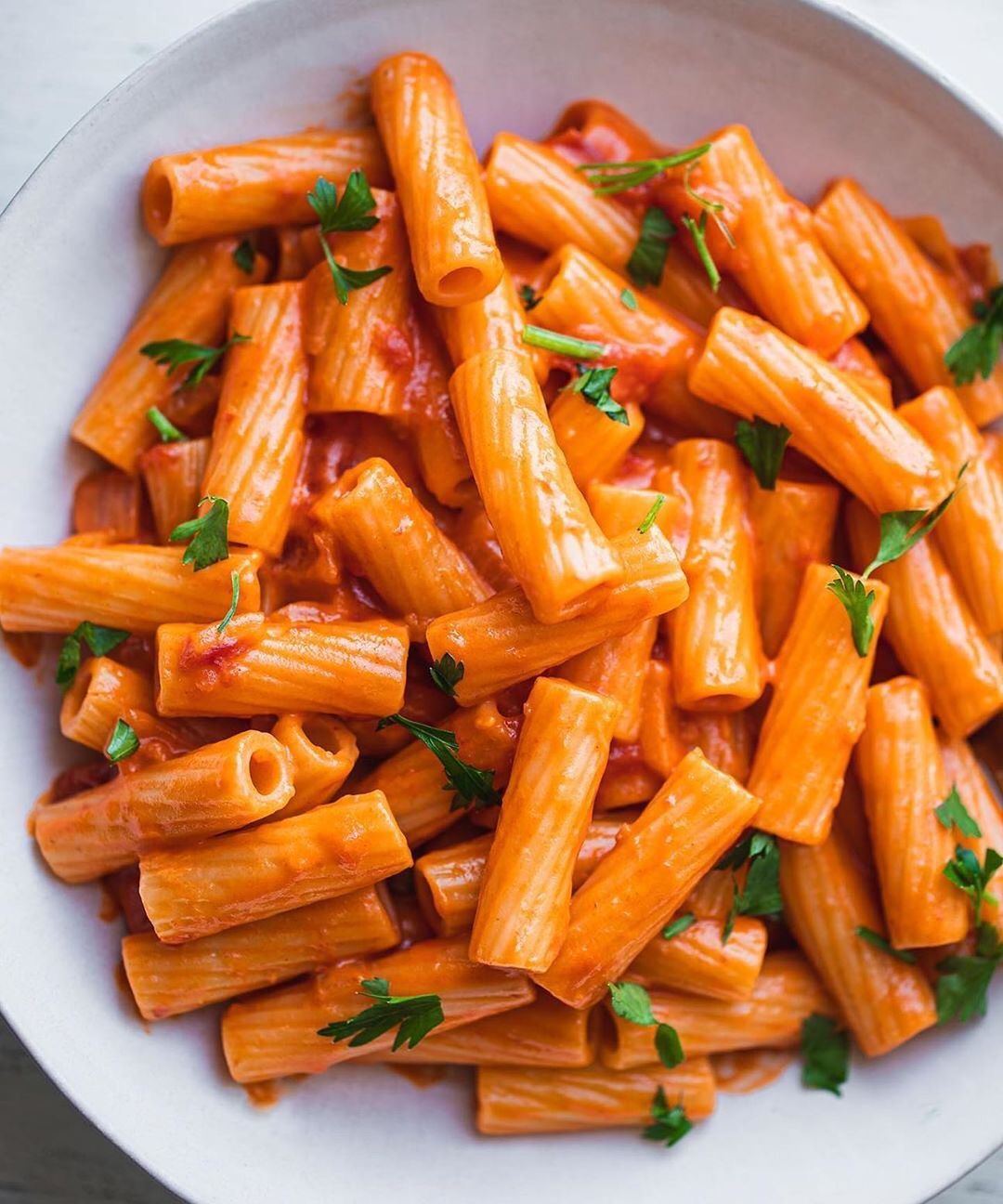 Super Rich and Flavourful Tomato Sauce Pasta