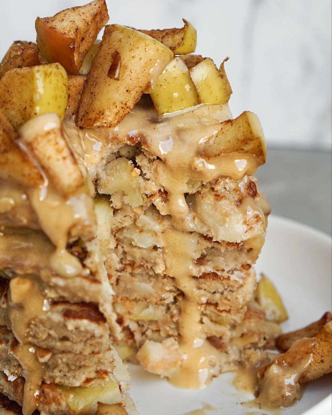 Healthy Vegan Apple Pancakes