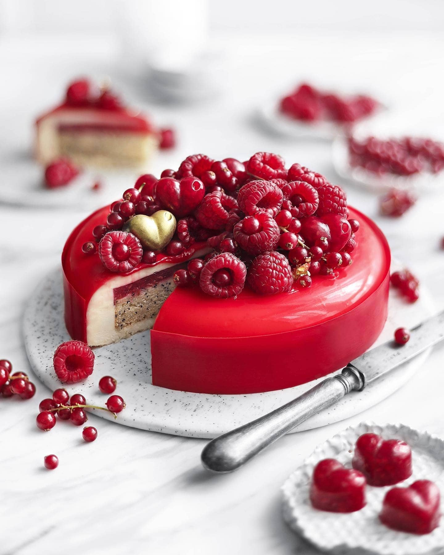 Raspberry and Lemon Poppyseed Cake