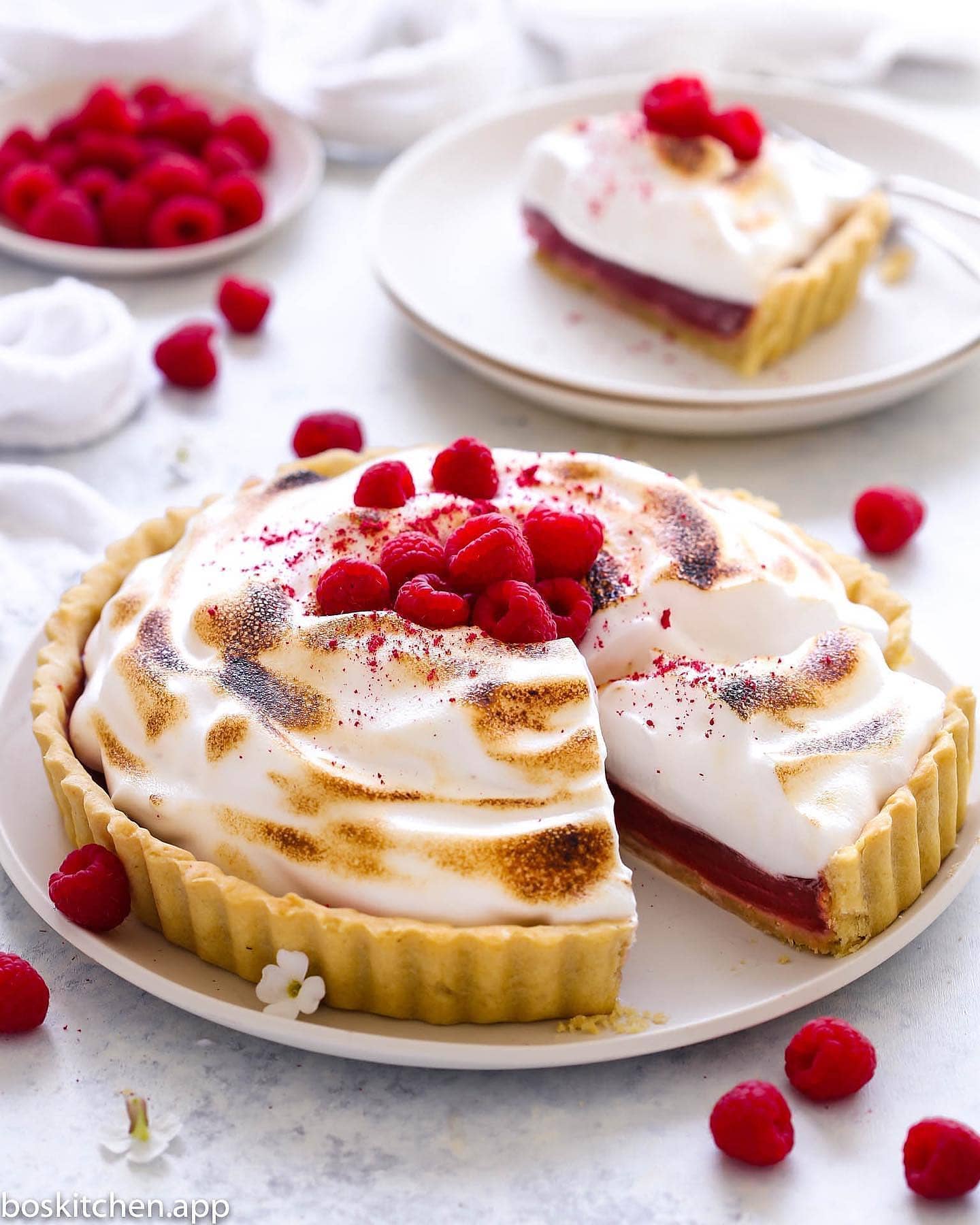 Tangy Vegan Raspberry Meringue Pie