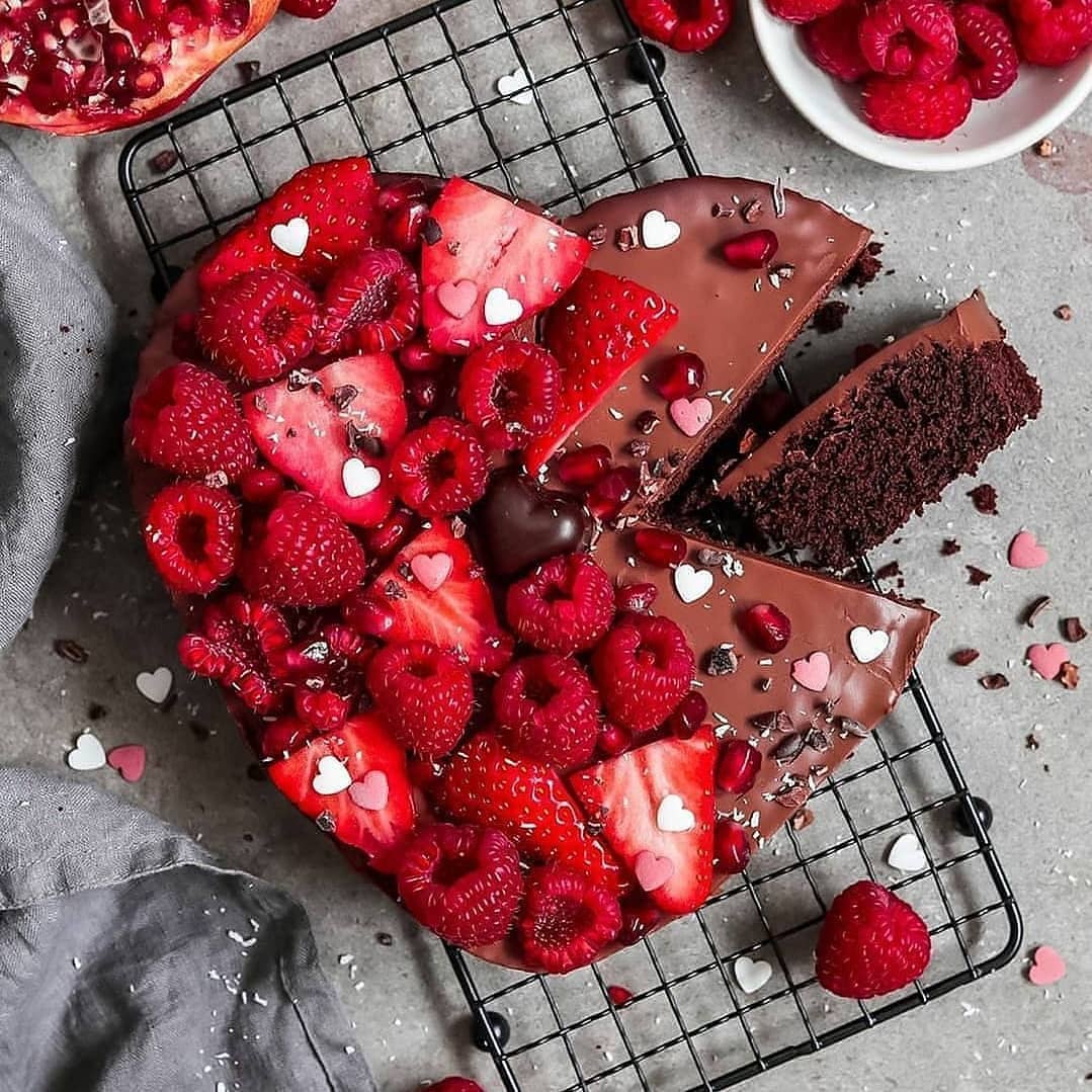 Vegan Chocolate Cake with Chocolate Frosting