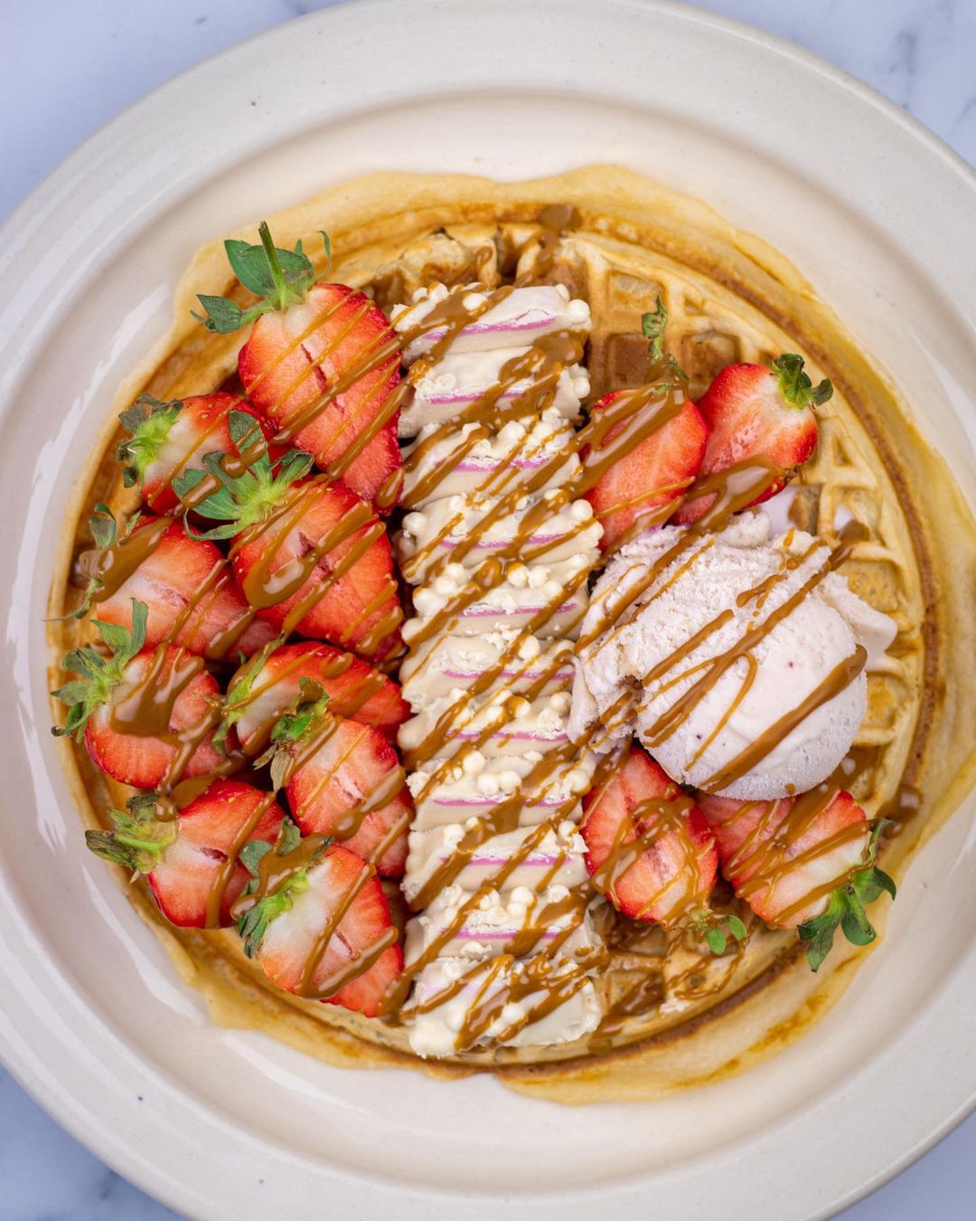 Strawberry Ice Cream Wafflin