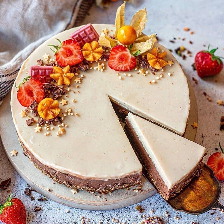 Vegan Chocolate Coconut No-Bake Cake