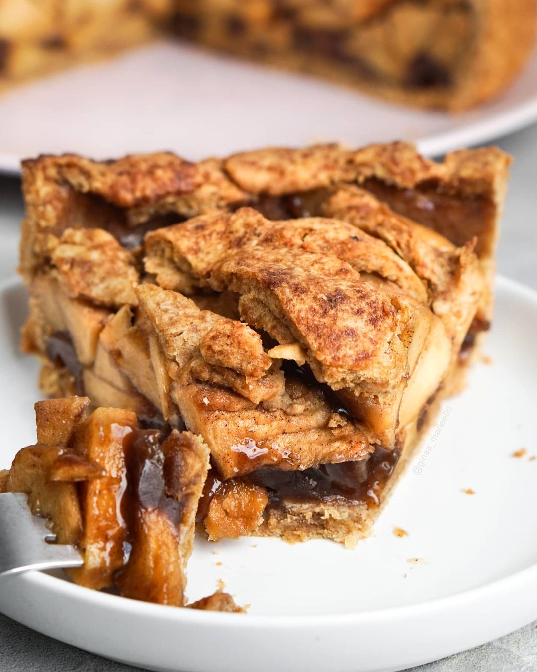 Easy Apple Caramel Pie