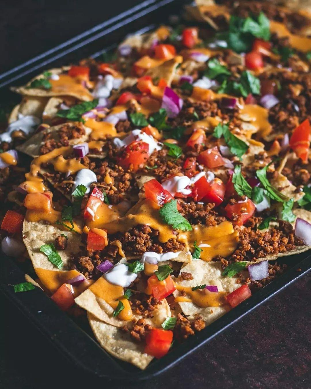 Cheesy Vegan Nachos Supreme