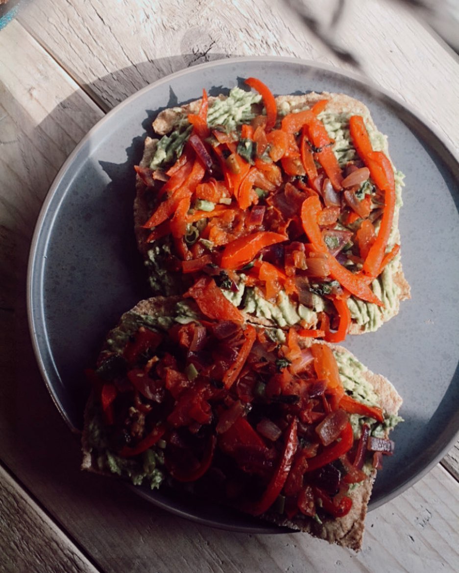 Garbanzo Alkaline Flatbread with Mashed Avocado