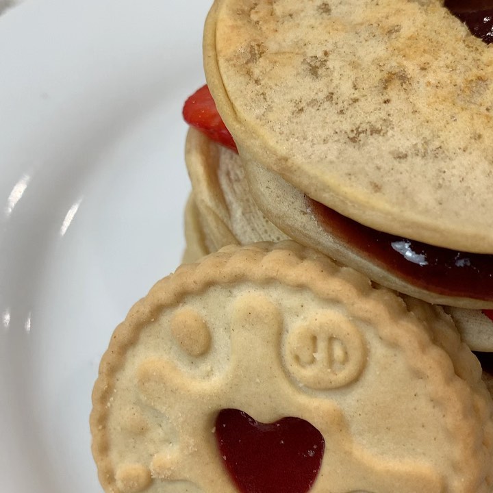 Jammie Dodger Pancakes with Salted Caramel Chia Batter