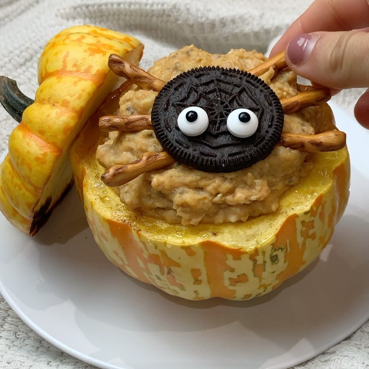 Pumpkin Oatmeal with Spooky Oreo and Pretzel Toppings