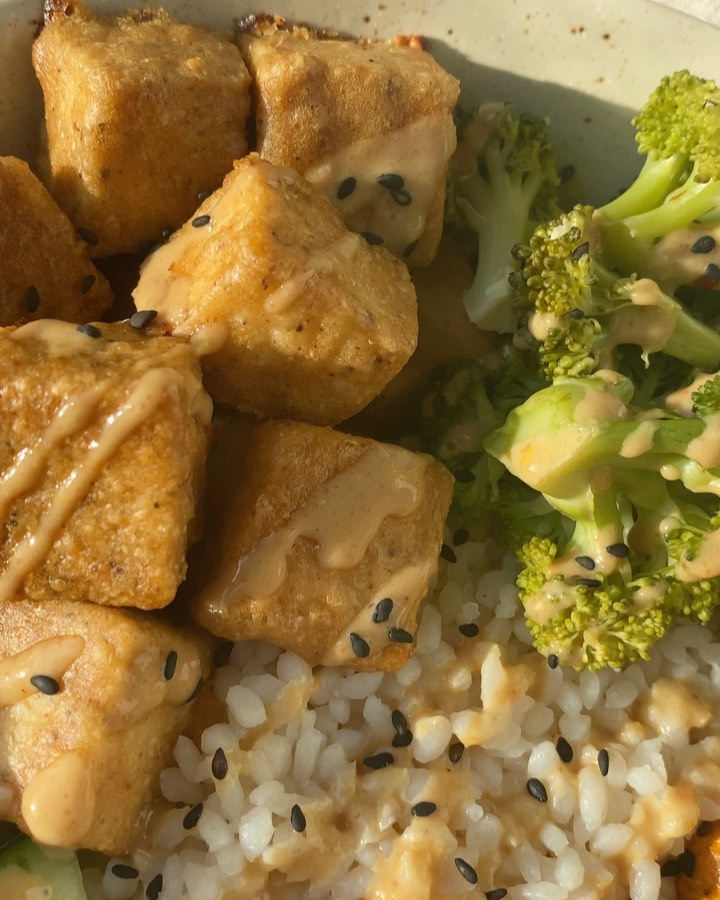 Nutritious Veggie Bowl with Homemade Peanut Sauce