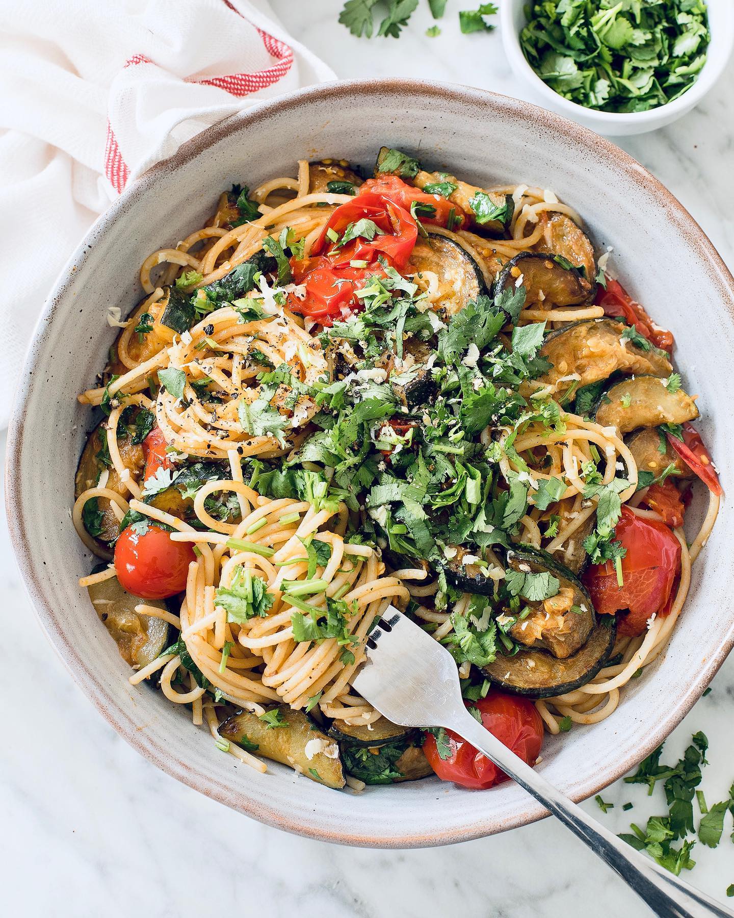 15-Minute Zucchini Tomato Pasta