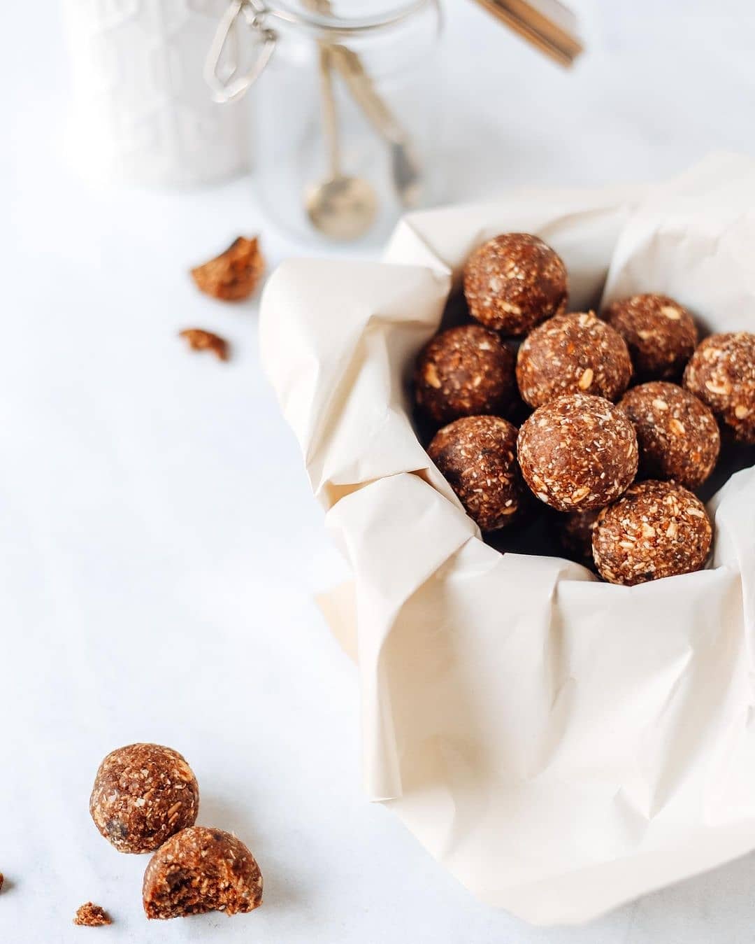 No-Bake Date Energy Balls