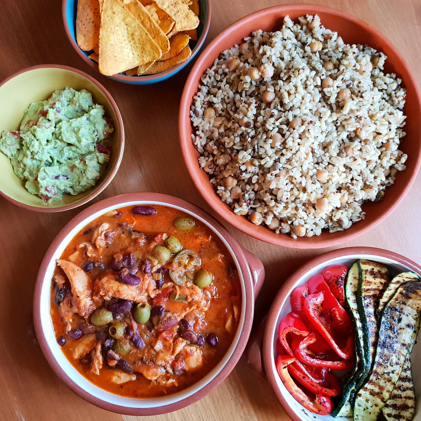 Mexican Chicken with Spices and Beans