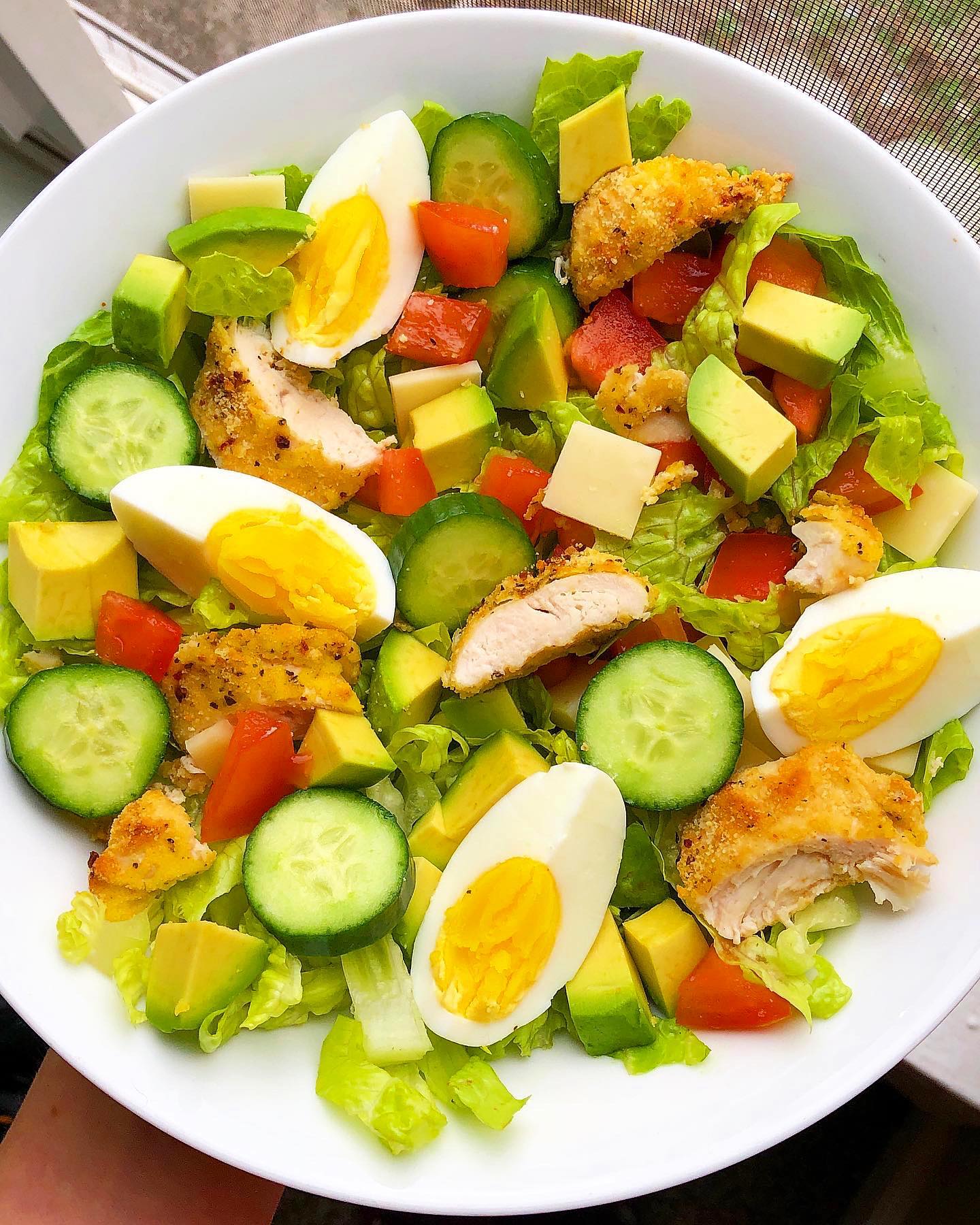 Crispy Chicken Lunch Salad