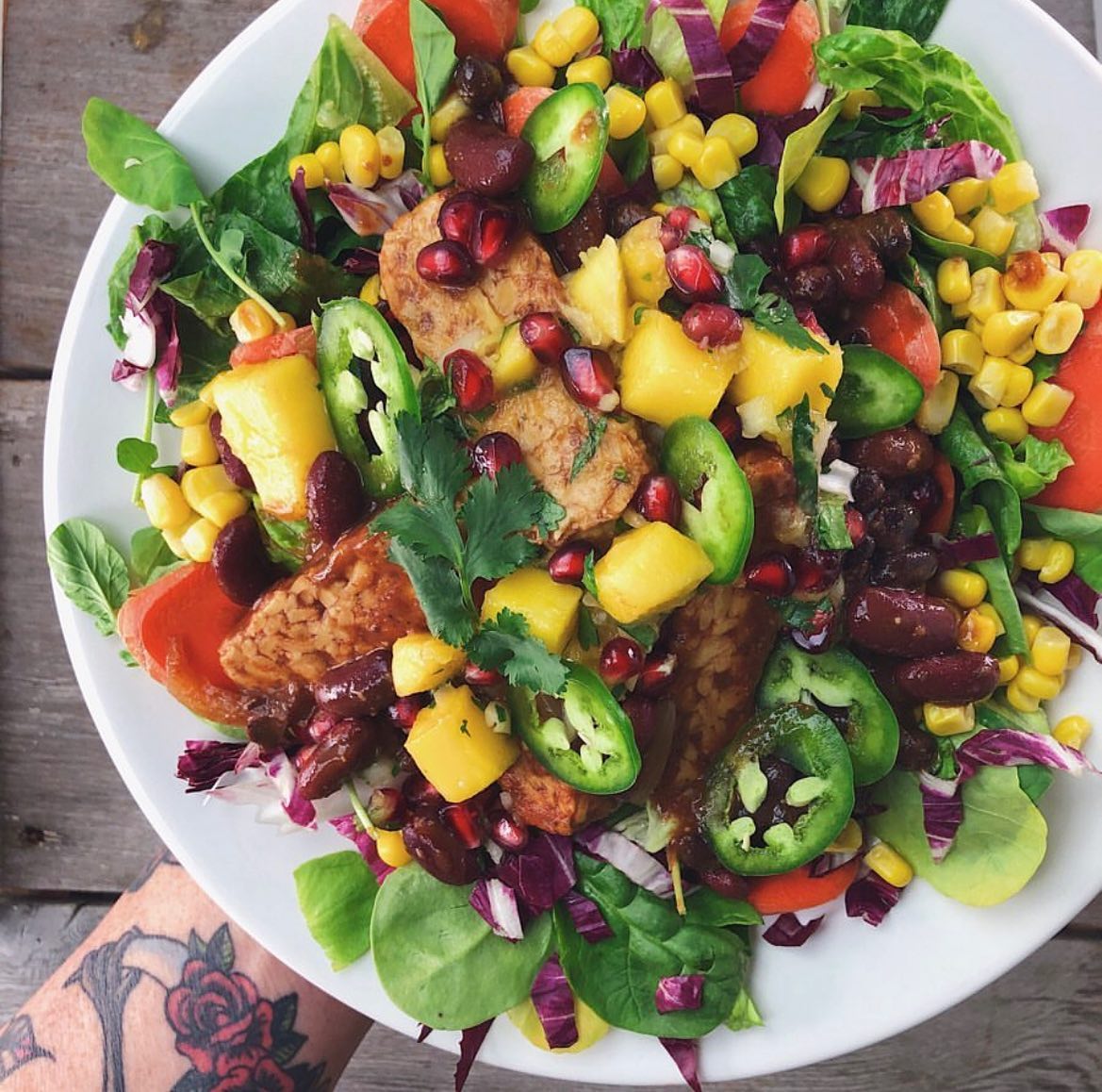 Vibrant Vegan Bowl with Tempeh and Salsa