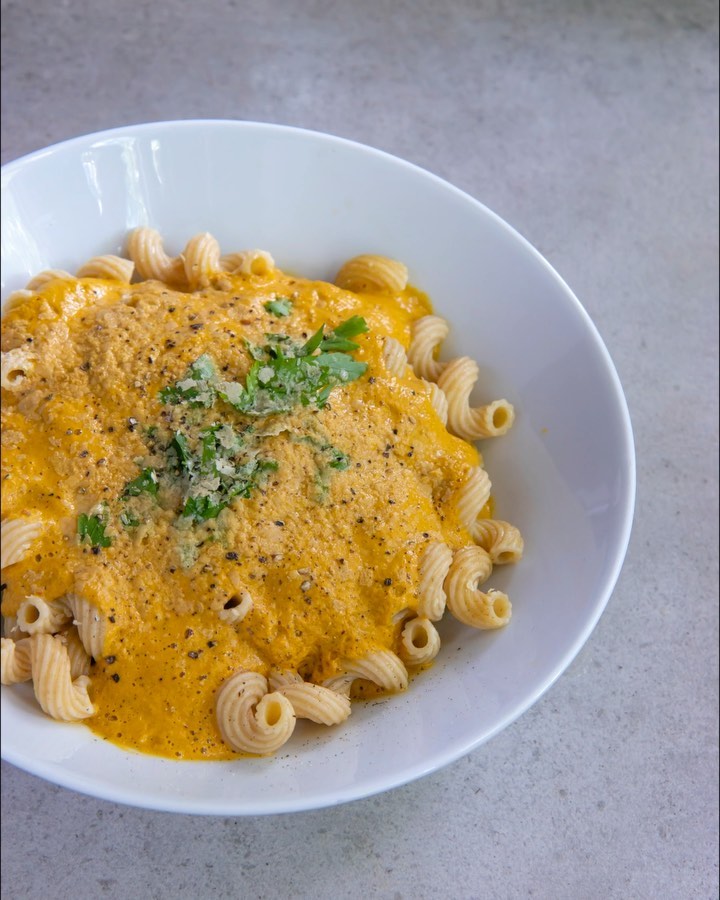 Creamy Tomato Cashew Pasta