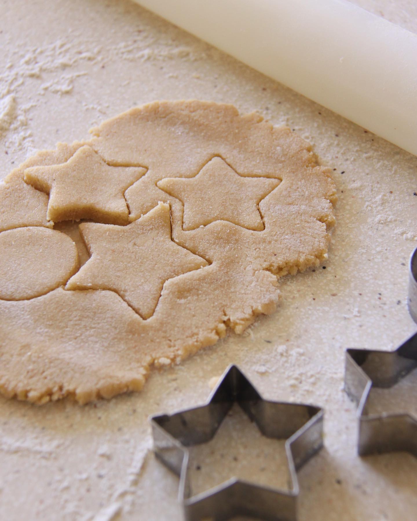 Almond Cookies with a Citrus Twist