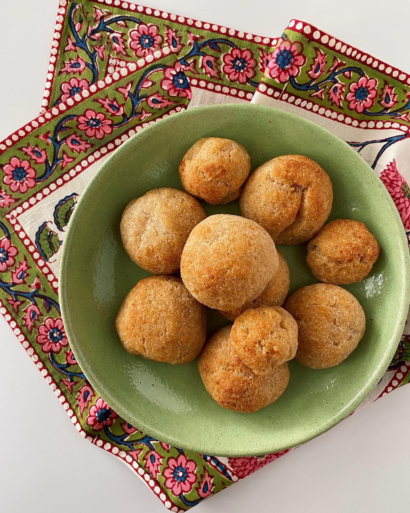 Cheesy Tapioca Chipa