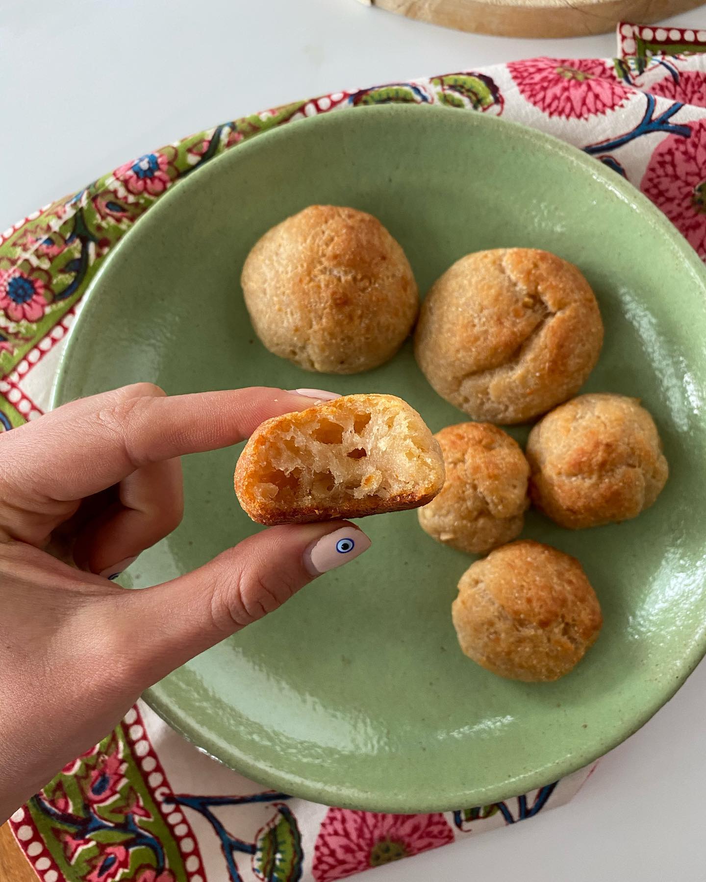 Cheesy Tapioca Chipa