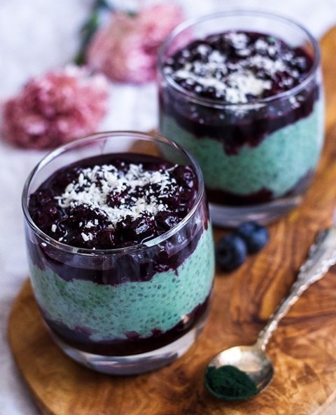 Blueberry Spirulina Chia Pudding with Compote