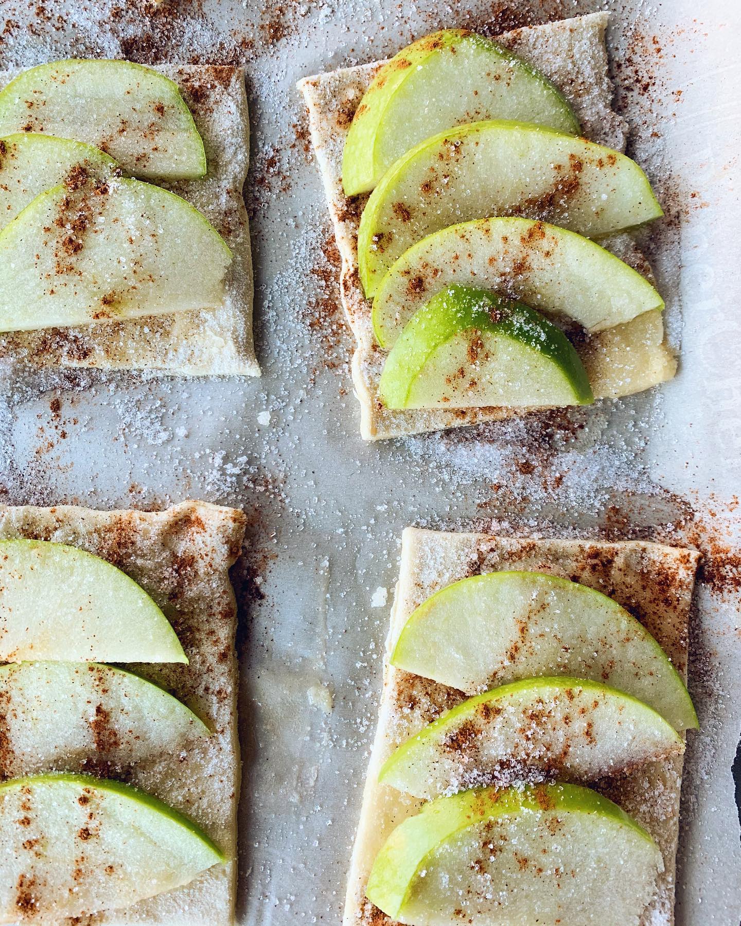 Easy Apple Danishes