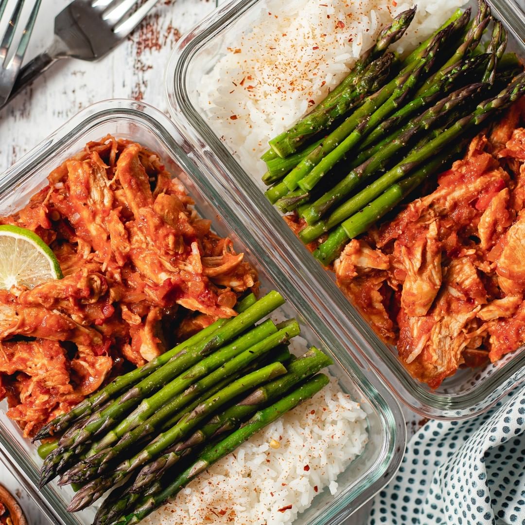 Spiced Tomato & Coconut Chicken W/basmati Rice⁠