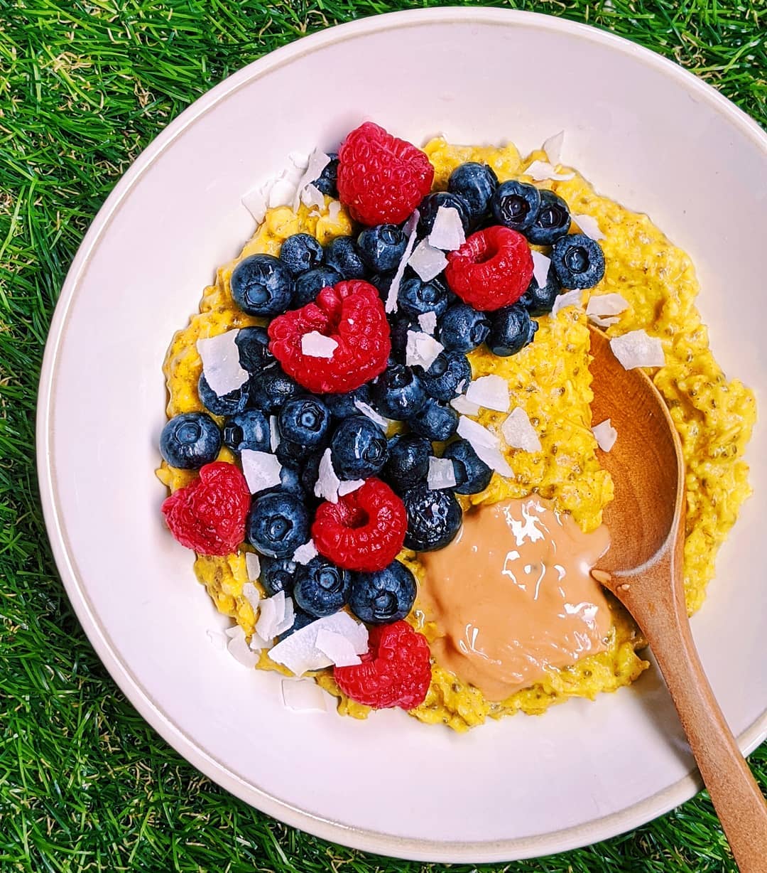 Pumpkin Spice Oatmeal Bowl