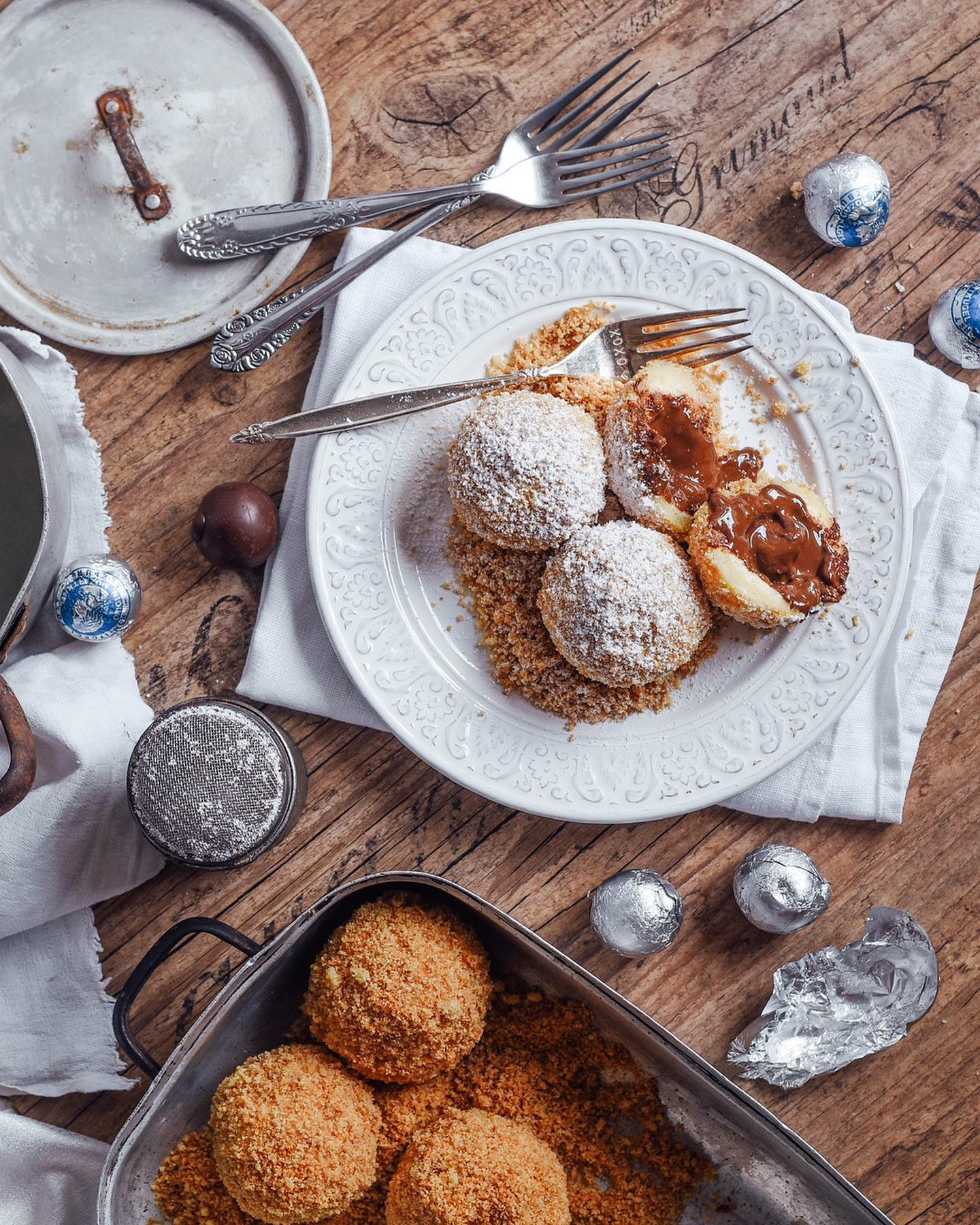 Simple Topfenknödel with Mozartkugeln