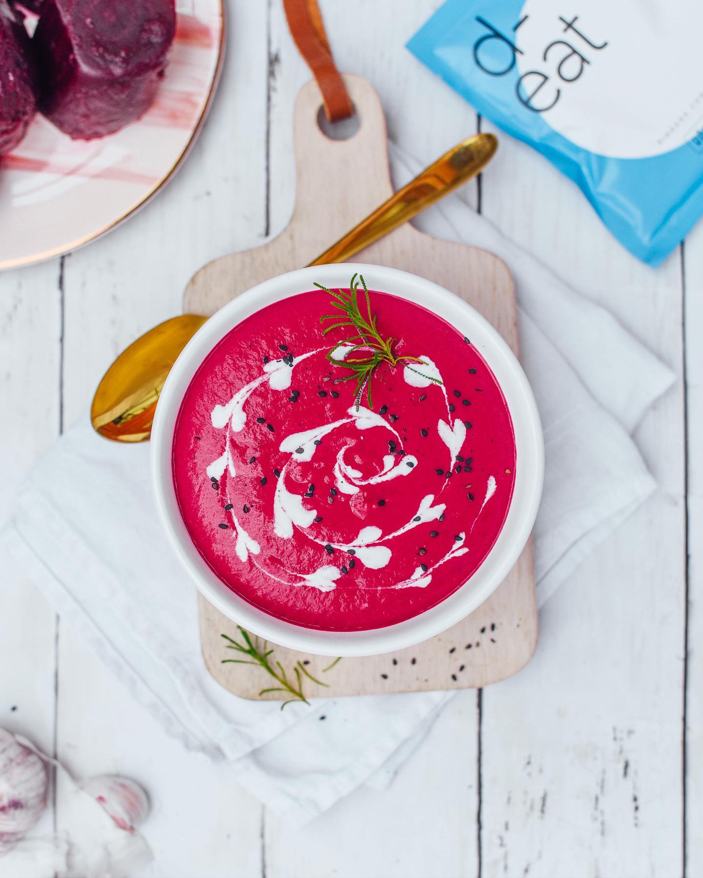 Easy Low-Calorie Beet Soup