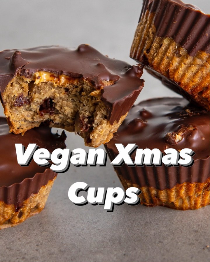 Delicious Vegan Christmas Chocolate Cups