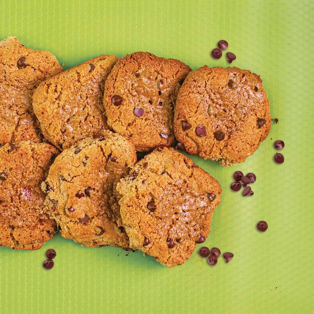 Vegan Gf Almond Butter & Choc Chips Cookies