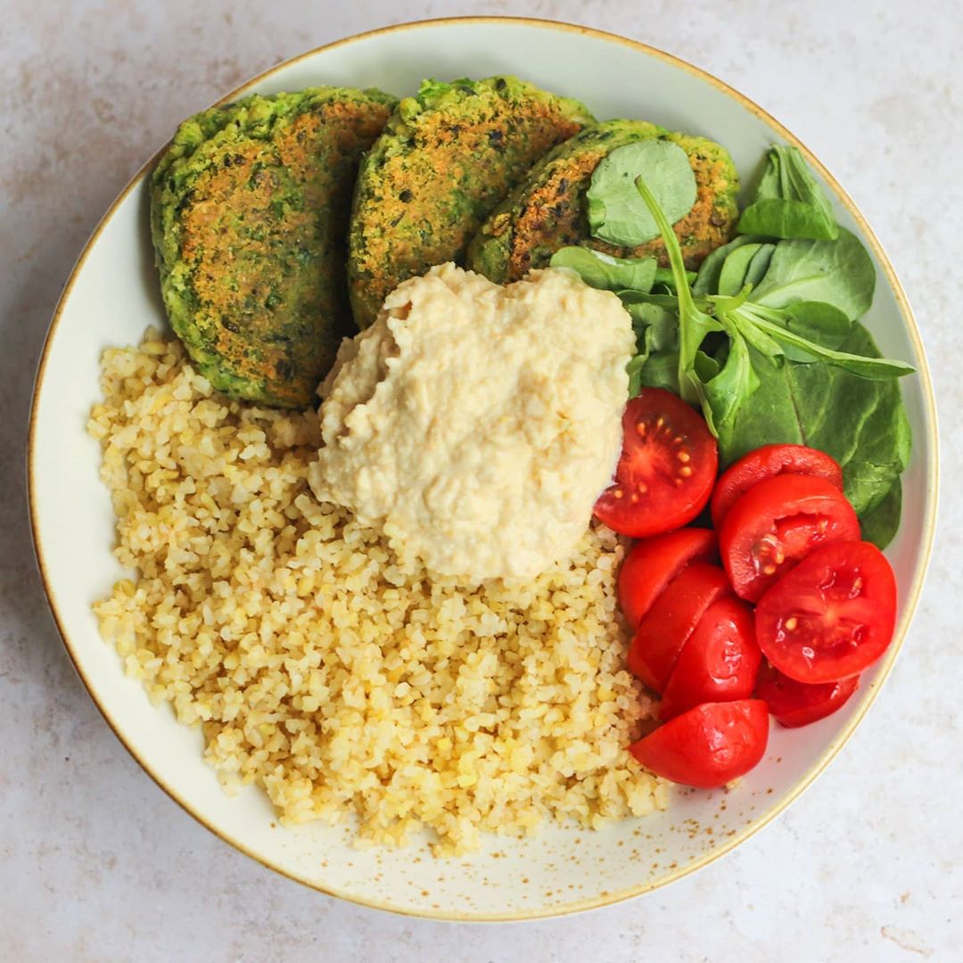 Chickpea and Greenpea Burgers with Bulgur, Hummus, Spinach and Tomatoes