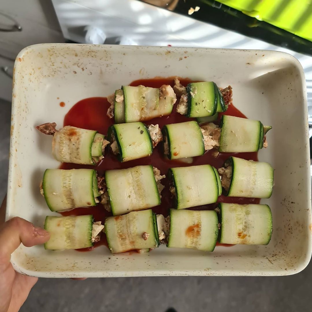 Vegan Tofu Zucchini Rolls with Sundried Tomatoes