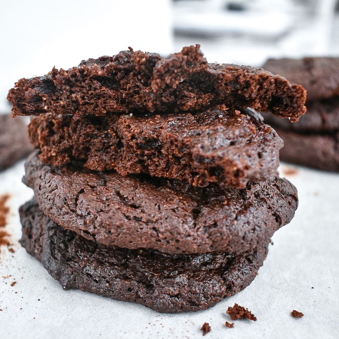 The Best Chocolate Paleo Cookies