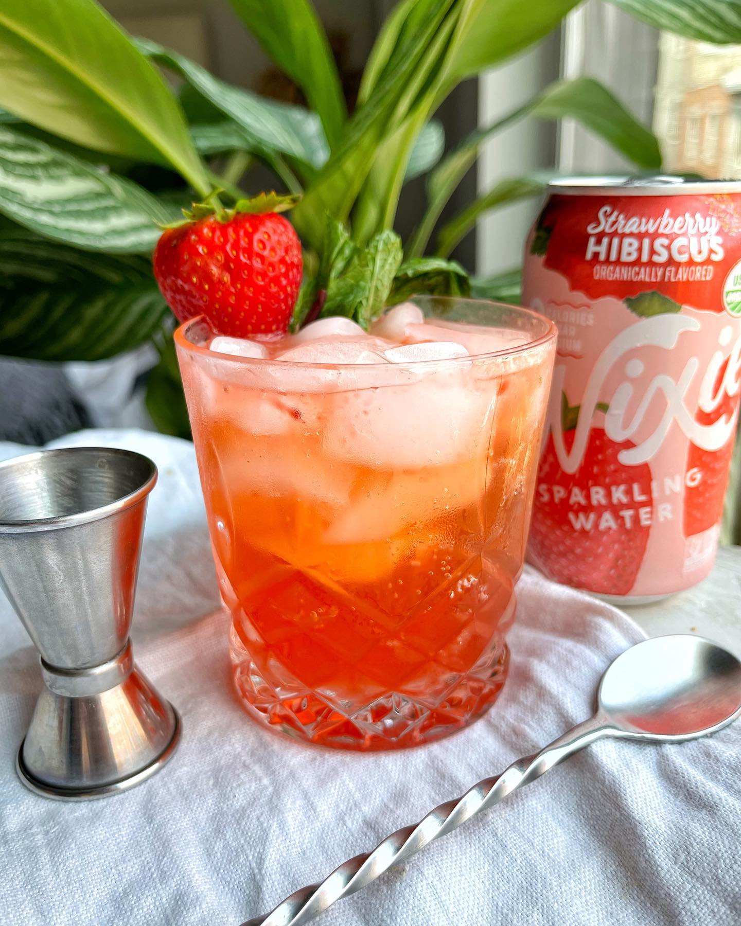 Strawberry Hibiscus Mojitos