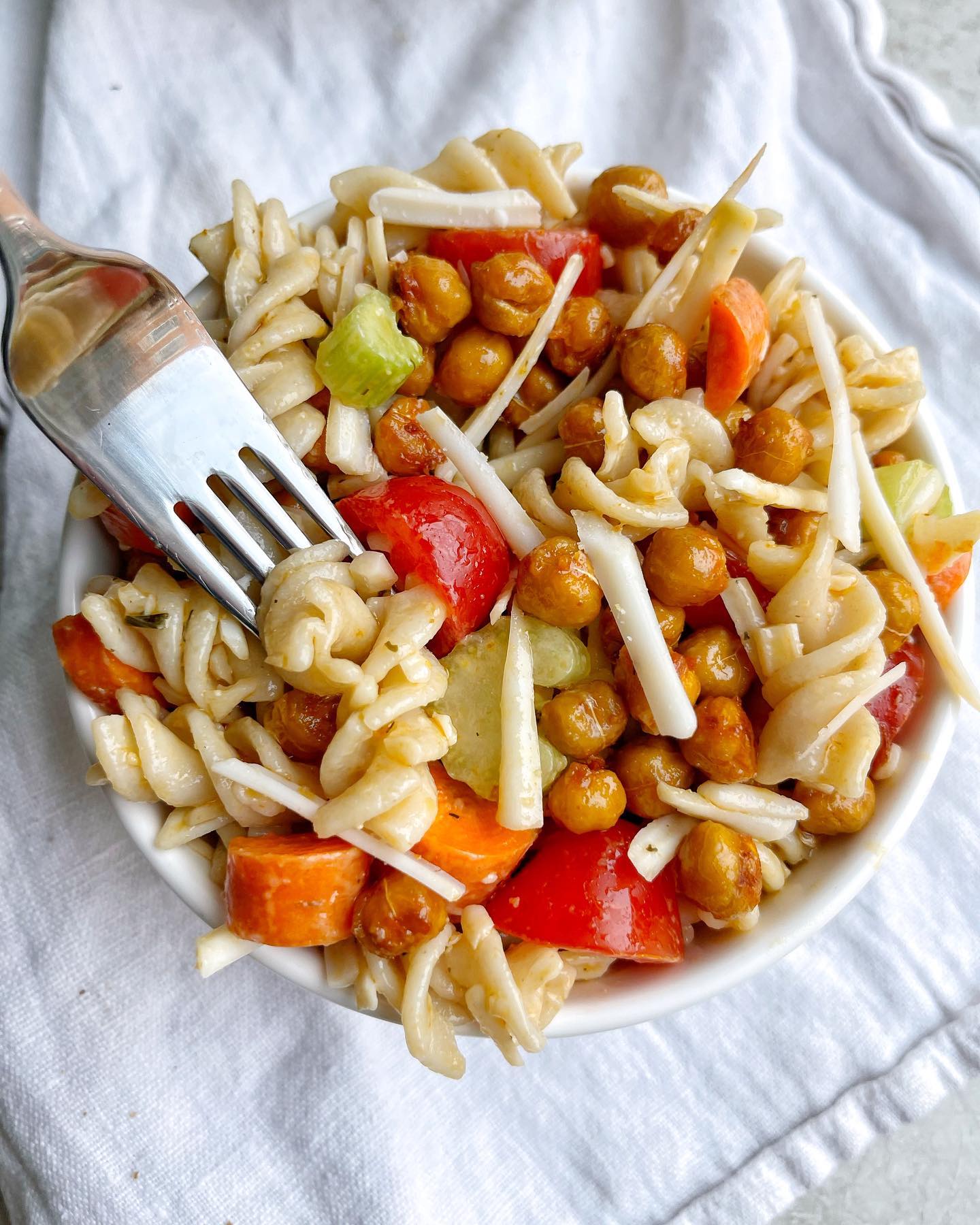 Vegan Buffalo Chickpea Pasta Salad