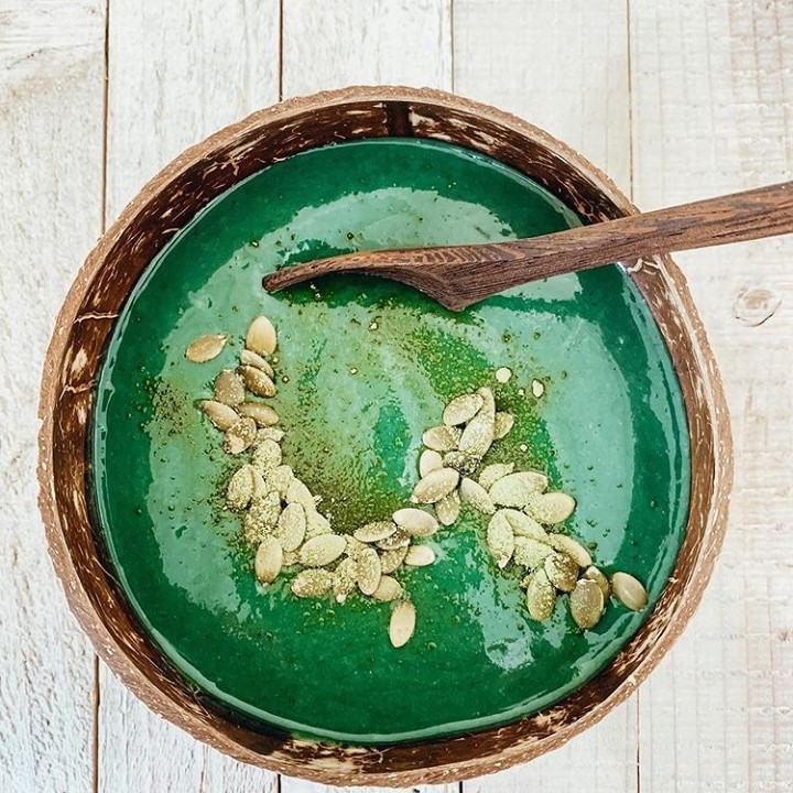 Spirulina Banana Orange Smoothie Bowl