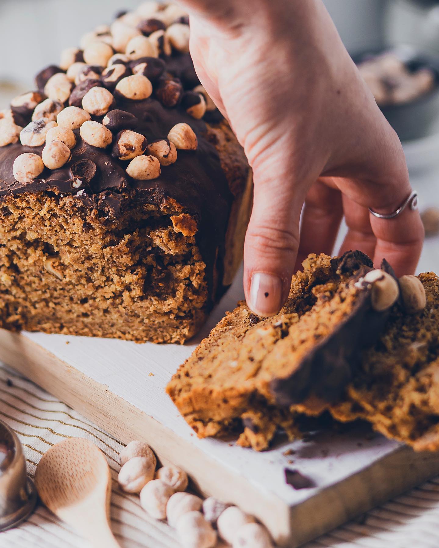 Caramelized Hazelnut Cake