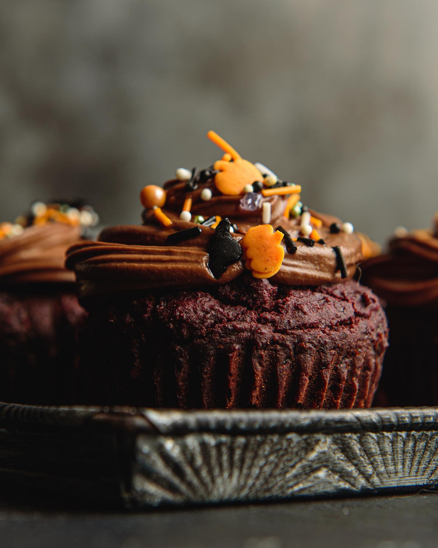 Spooky Red Velvet Cupcakes with Healthy Choco Frosting