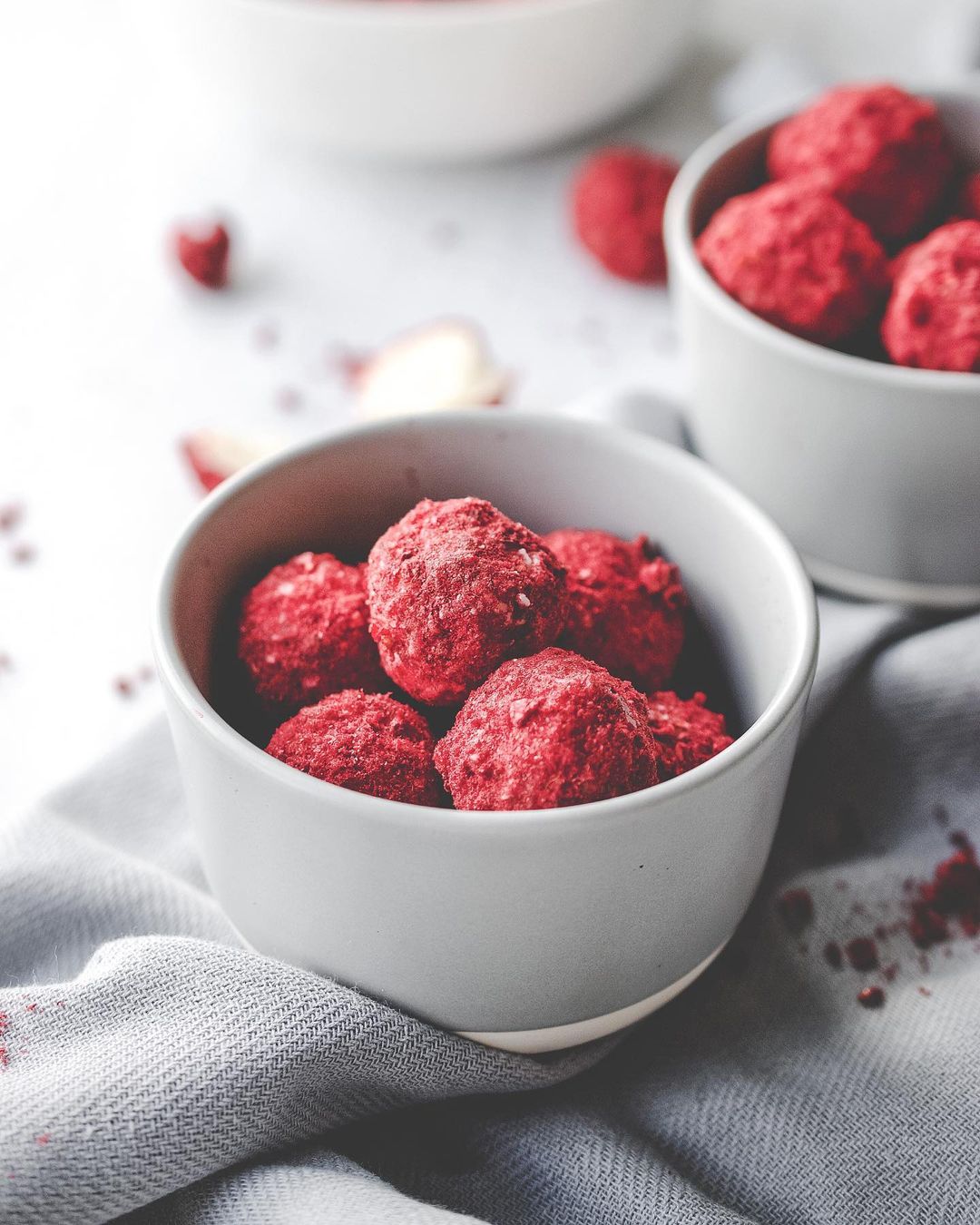 Coconut - Raspberry Balls