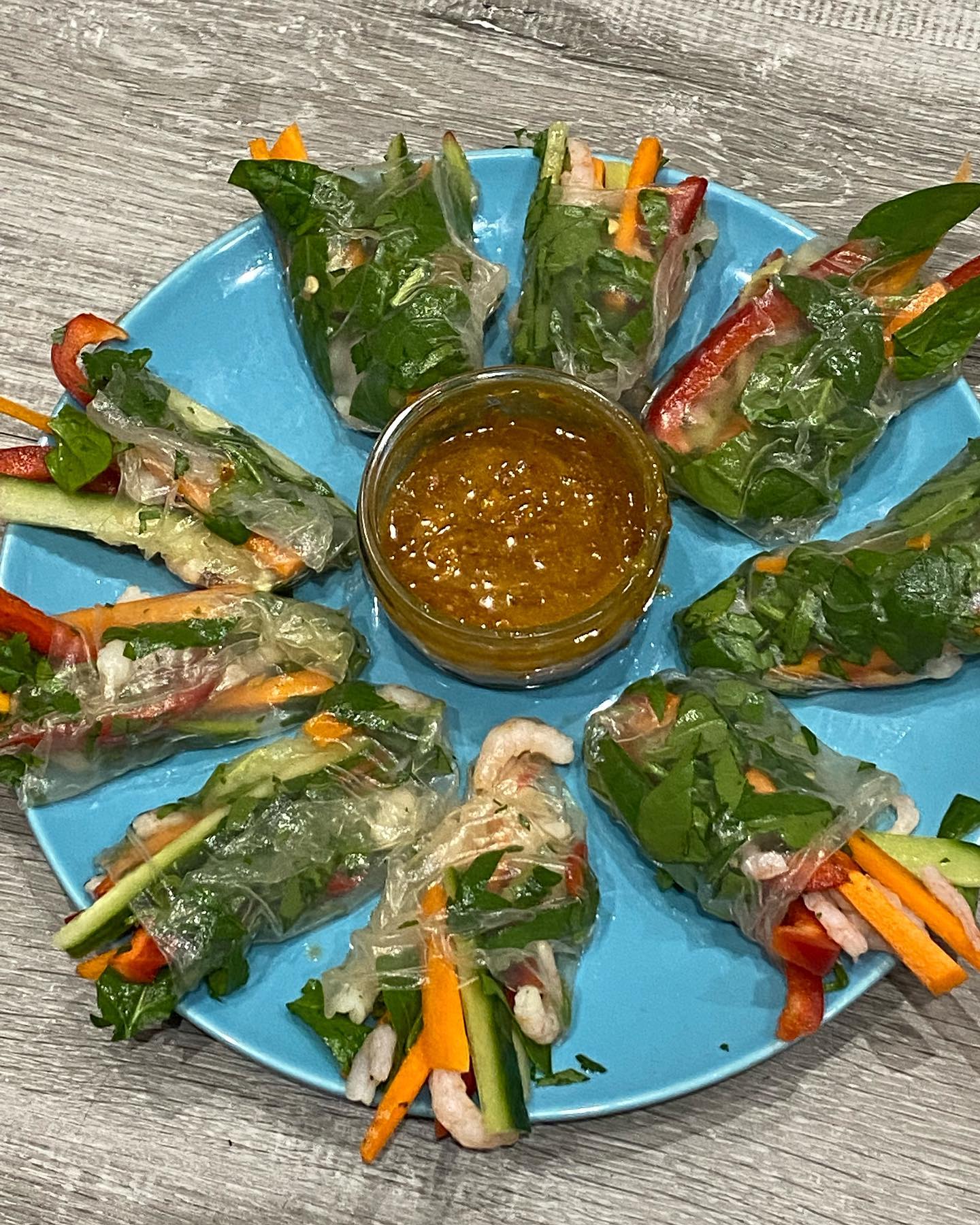 Fresh Summer Rolls with Peanut Sauce