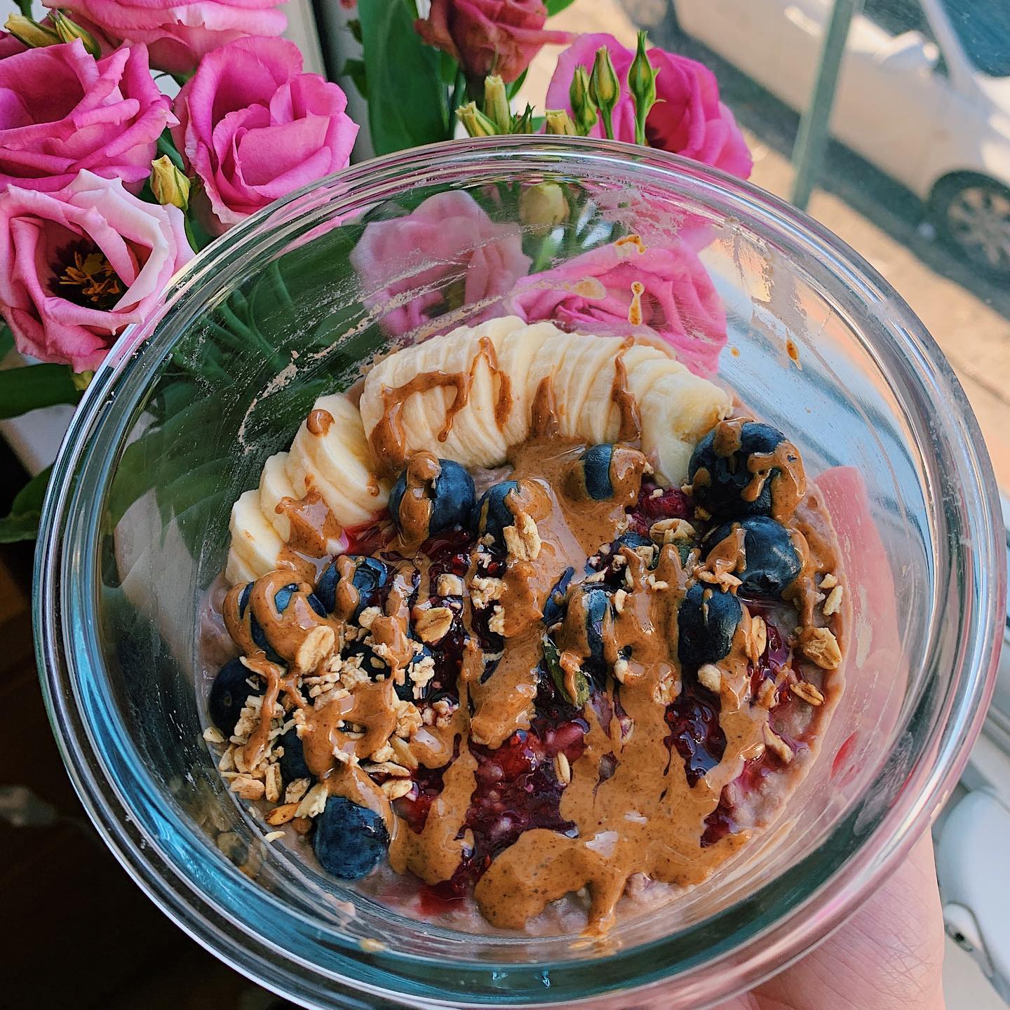 Creamy Berry Porridge with Toppings