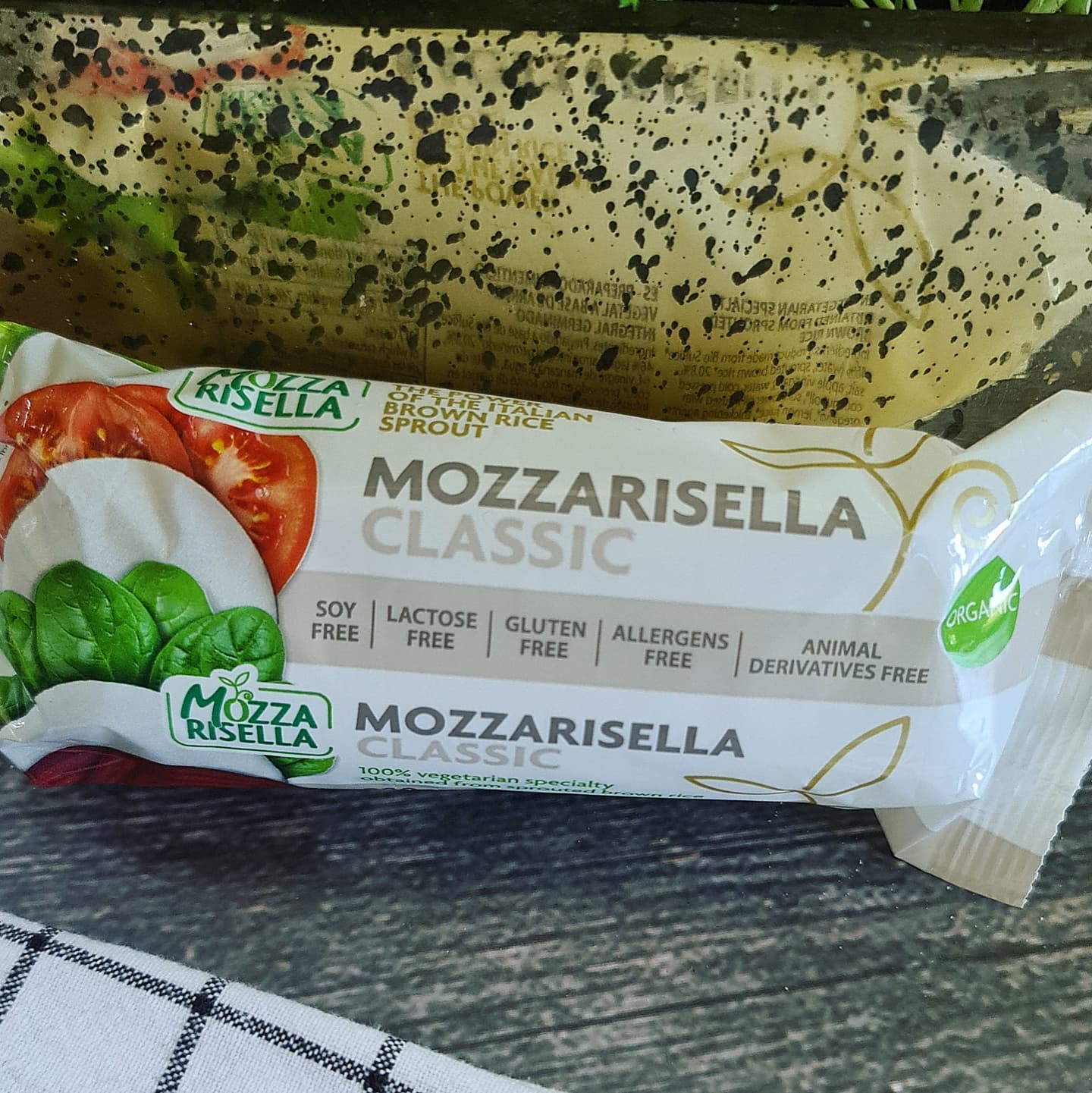 Mozzarisella 'Chicken' & Basil Pesto Pasta Salad